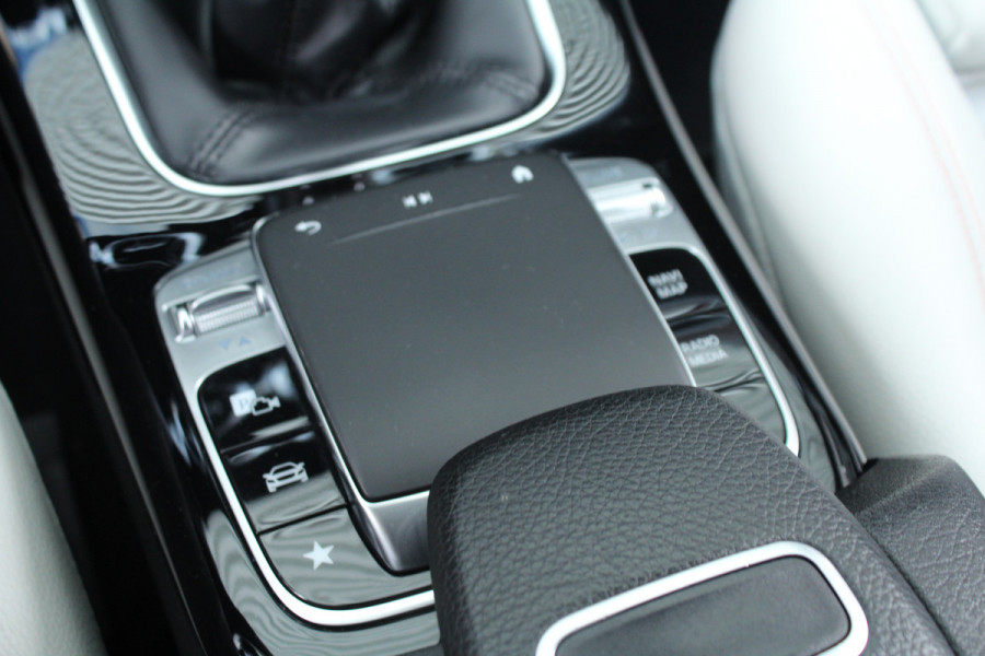 Mercedes-Benz A-Klasse 160 109pk Advantage Widescreen Leder Clima Cruise Navi Camera LMV