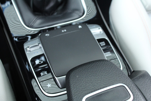 Mercedes-Benz A-Klasse 160 109pk Advantage Widescreen Leder Clima Cruise Navi Camera LMV
