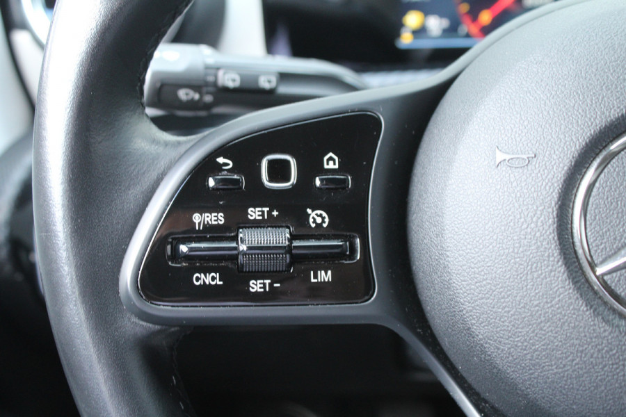 Mercedes-Benz A-Klasse 160 109pk Advantage Widescreen Leder Clima Cruise Navi Camera LMV