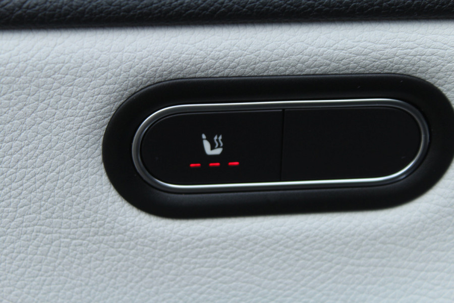 Mercedes-Benz A-Klasse 160 109pk Advantage Widescreen Leder Clima Cruise Navi Camera LMV