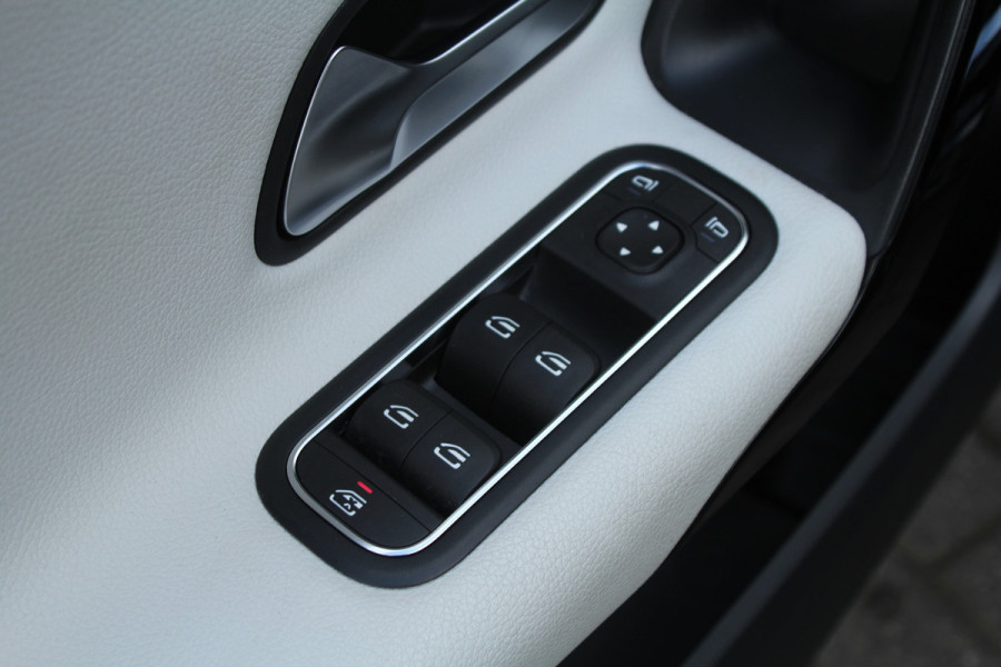 Mercedes-Benz A-Klasse 160 109pk Advantage Widescreen Leder Clima Cruise Navi Camera LMV