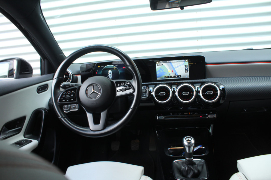 Mercedes-Benz A-Klasse 160 109pk Advantage Widescreen Leder Clima Cruise Navi Camera LMV