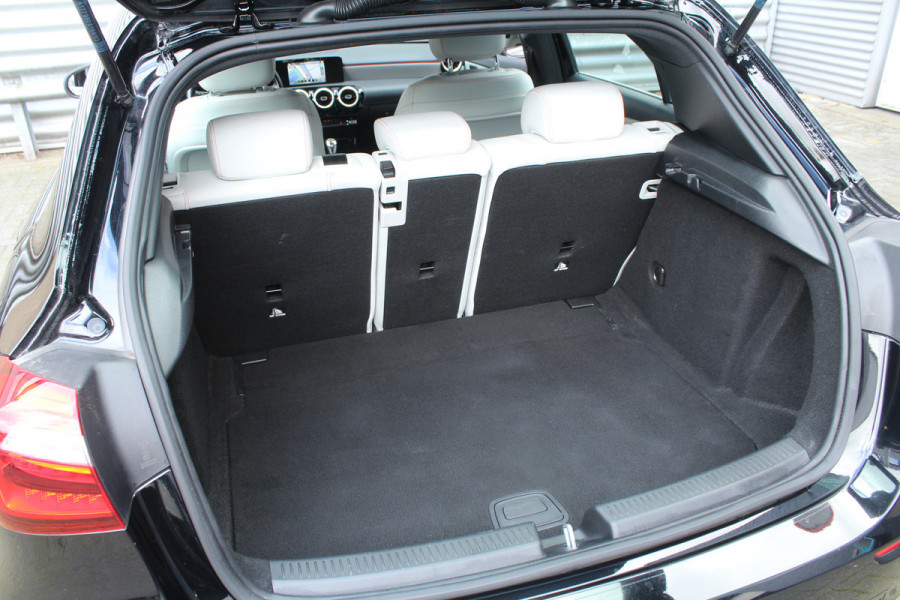 Mercedes-Benz A-Klasse 160 109pk Advantage Widescreen Leder Clima Cruise Navi Camera LMV