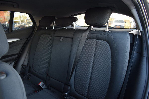 BMW X2 sDrive18i High Executive | Camera | Climate | Cruise | 18” LM