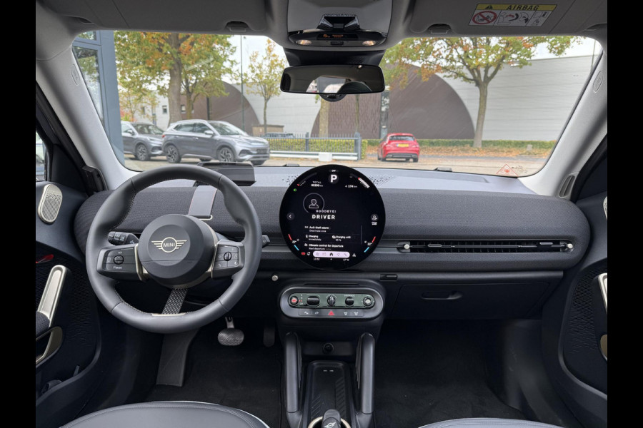 MINI Mini Aceman E Classic L 42.5 kWh TOPSTAAT! | UNIEKE LAGE STAND! | 360 CAM| PANO | HARMAN & KARDON | STOEL/ STUUR VERW. | LEDER| ORIG NL 1e eig.
