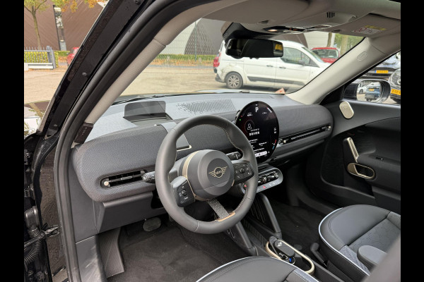 MINI Mini Aceman E Classic L 42.5 kWh TOPSTAAT! | UNIEKE LAGE STAND! | 360 CAM| PANO | HARMAN & KARDON | STOEL/ STUUR VERW. | LEDER| ORIG NL 1e eig.