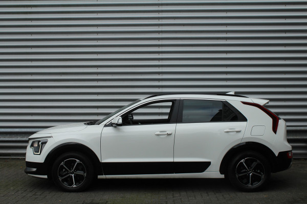 Kia Niro 1.6 GDi Hybrid 141pk DynamicLine DCT6 NL-Auto NAP BTW Clima Cruise Navi Camera Carplay Dig. Cockpit 16"LMV Trekhaak 1300kg Kia Niro 1.6 GDi Hybrid 141pk DynamicLine DCT6 NL-Auto NAP BTW Clima Cruise Navi Camera Carplay Dig. Cockpit 16"LMV Trekhaak 1300kg