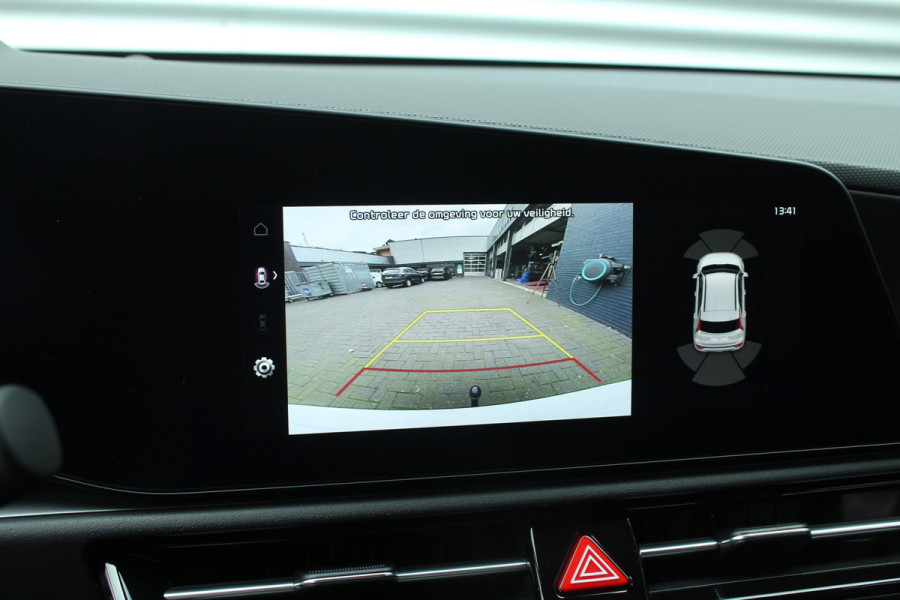 Kia Niro 1.6 GDi Hybrid 141pk DynamicLine DCT6 NL-Auto NAP BTW Clima Cruise Navi Camera Carplay Dig. Cockpit 16"LMV Trekhaak 1300kg Kia Niro 1.6 GDi Hybrid 141pk DynamicLine DCT6 NL-Auto NAP BTW Clima Cruise Navi Camera Carplay Dig. Cockpit 16"LMV Trekhaak 1300kg