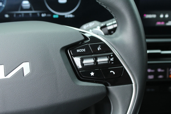 Kia Niro 1.6 GDi Hybrid 141pk DynamicLine DCT6 NL-Auto NAP BTW Clima Cruise Navi Camera Carplay Dig. Cockpit 16"LMV Trekhaak 1300kg Kia Niro 1.6 GDi Hybrid 141pk DynamicLine DCT6 NL-Auto NAP BTW Clima Cruise Navi Camera Carplay Dig. Cockpit 16"LMV Trekhaak 1300kg