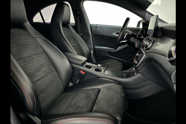 Mercedes-Benz CLA-Klasse 180 AMG Night Pakketr Airco Navi Cruise Trekh.