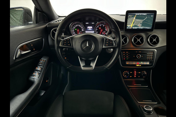 Mercedes-Benz CLA-Klasse 180 AMG Night Pakketr Airco Navi Cruise Trekh.