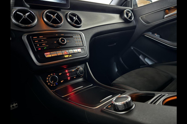 Mercedes-Benz CLA-Klasse 180 AMG Night Pakketr Airco Navi Cruise Trekh.
