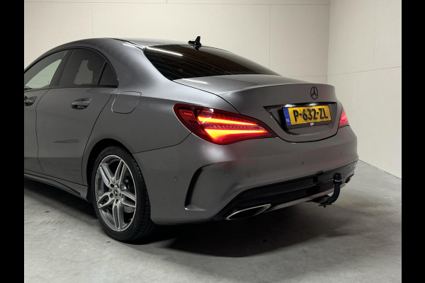 Mercedes-Benz CLA-Klasse 180 AMG Night Pakketr Airco Navi Cruise Trekh.