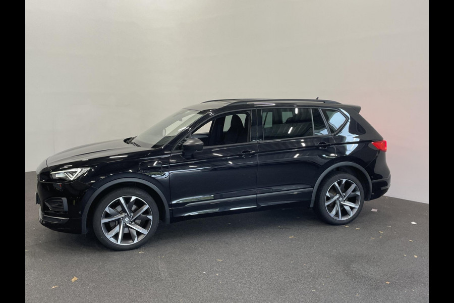 Seat Tarraco 1.4 TSI e-Hybrid FR PHEV Aut winterpack Dode hoek Navi Carplay PDC V+A Elektrische achterklep Adaptieve Onderstel Climate control Safe Drivepack Seat Tarraco 1.4 TSI e-Hybrid FR PHEV Aut winterpack Dode hoek Navi Carplay PDC V+A Elektrische achterklep Adaptieve Onderstel Climate control Safe Drivepack