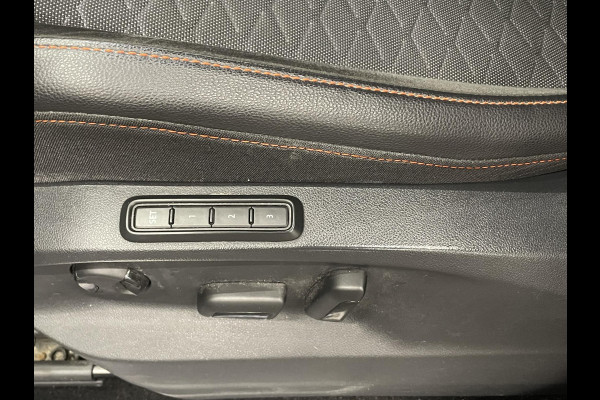 Seat Tarraco 1.4 TSI e-Hybrid FR PHEV Aut winterpack Dode hoek Navi Carplay PDC V+A Elektrische achterklep Adaptieve Onderstel Climate control Safe Drivepack Seat Tarraco 1.4 TSI e-Hybrid FR PHEV Aut winterpack Dode hoek Navi Carplay PDC V+A Elektrische achterklep Adaptieve Onderstel Climate control Safe Drivepack