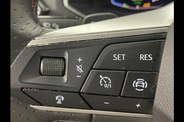 Seat Tarraco 1.4 TSI e-Hybrid FR PHEV Aut winterpack Dode hoek Navi Carplay PDC V+A Elektrische achterklep Adaptieve Onderstel Climate control Safe Drivepack Seat Tarraco 1.4 TSI e-Hybrid FR PHEV Aut winterpack Dode hoek Navi Carplay PDC V+A Elektrische achterklep Adaptieve Onderstel Climate control Safe Drivepack