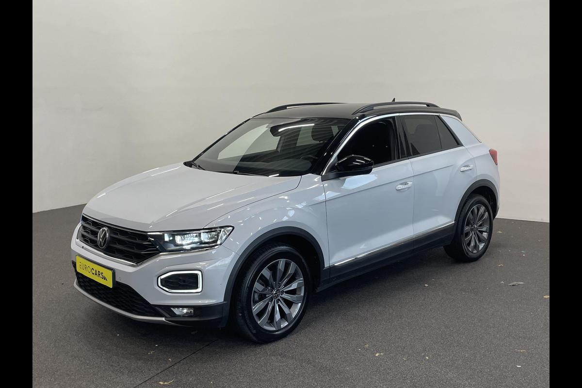 Volkswagen T-Roc 1.5 TSI Sport AUT Aut Winterpack Camera achter Adaptieve Led Auto Cruise Control PDC V+A Elektrische Kofferklep Navi Carplay Volkswagen T-Roc 1.5 TSI Sport AUT Aut Winterpack Camera achter Adaptieve Led Auto Cruise Control PDC V+A Elektrische Kofferklep Navi Carplay