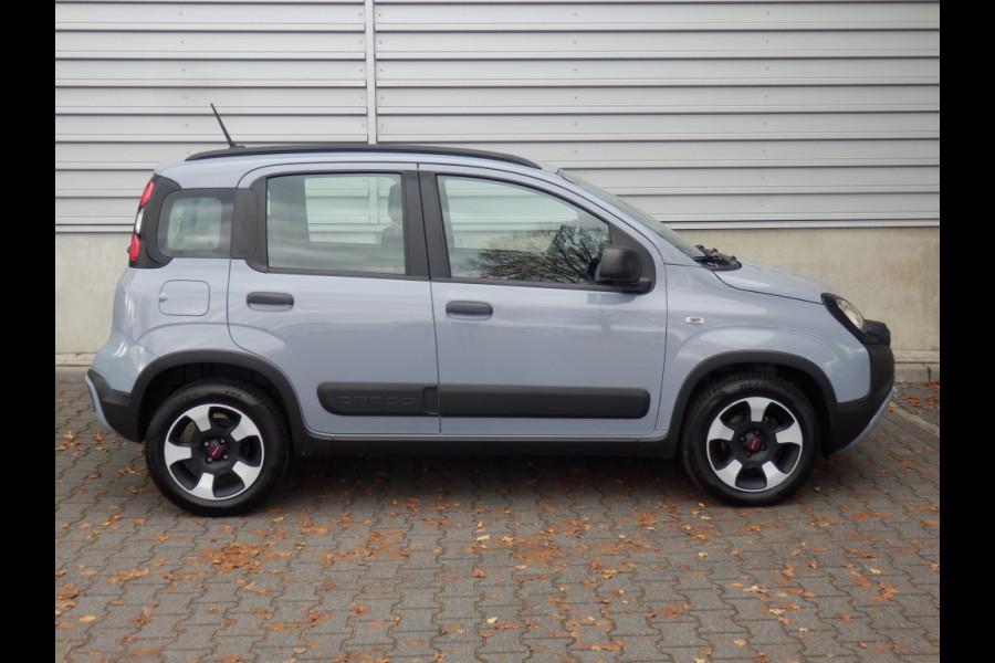 Fiat Panda Hybride | City Cross | Tel. Bluetooth | Airco |