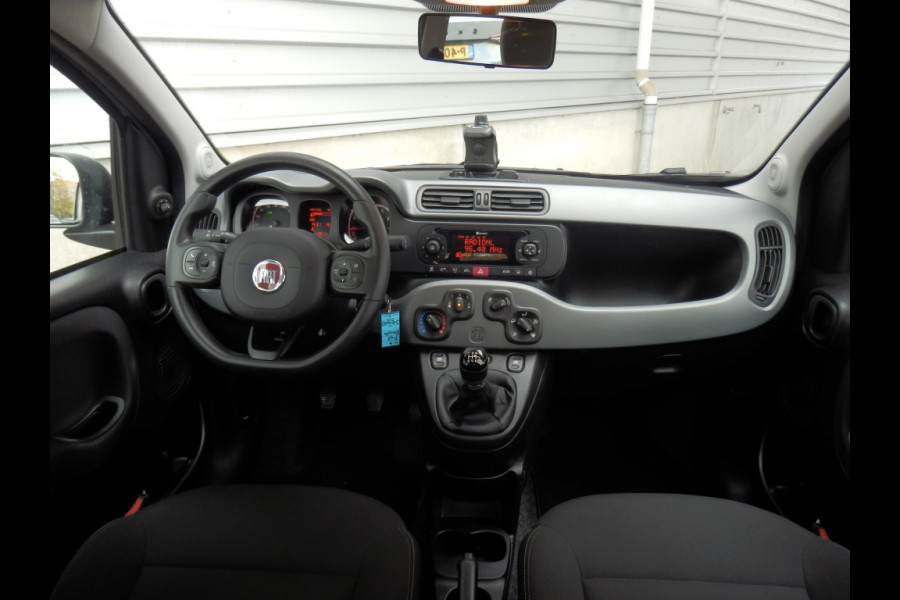 Fiat Panda Hybride | City Cross | Tel. Bluetooth | Airco |