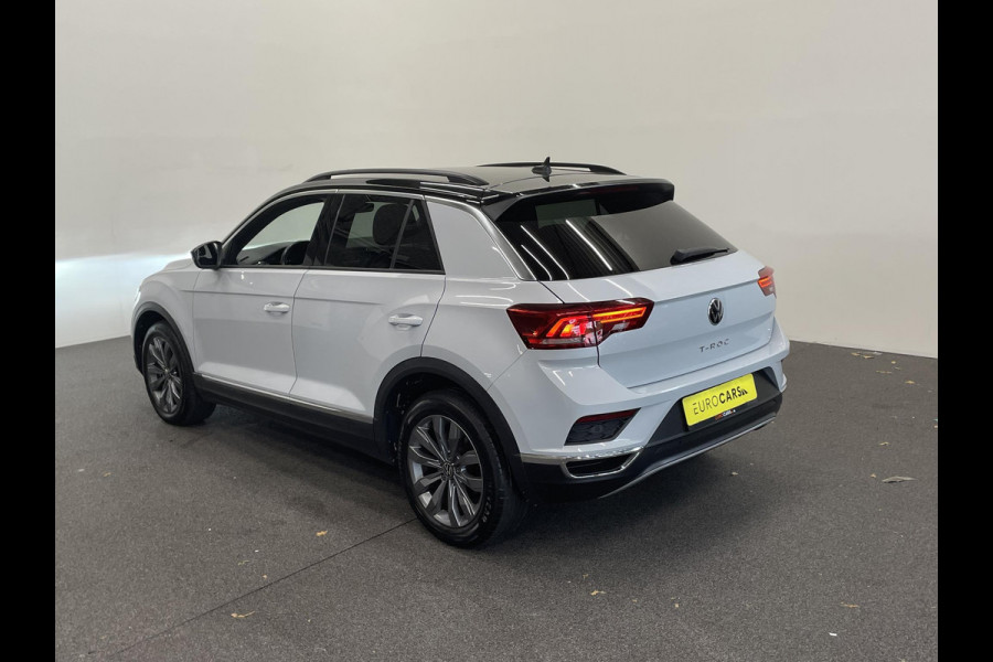 Volkswagen T-Roc 1.5 TSI Sport AUT Aut Winterpack Camera achter Adaptieve Led Auto Cruise Control PDC V+A Elektrische Kofferklep Navi Carplay