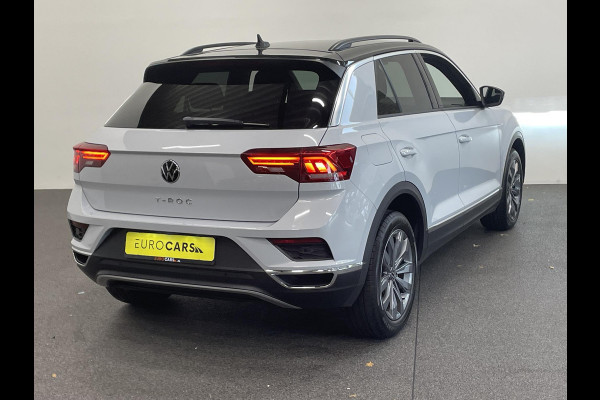 Volkswagen T-Roc 1.5 TSI Sport AUT Aut Winterpack Camera achter Adaptieve Led Auto Cruise Control PDC V+A Elektrische Kofferklep Navi Carplay