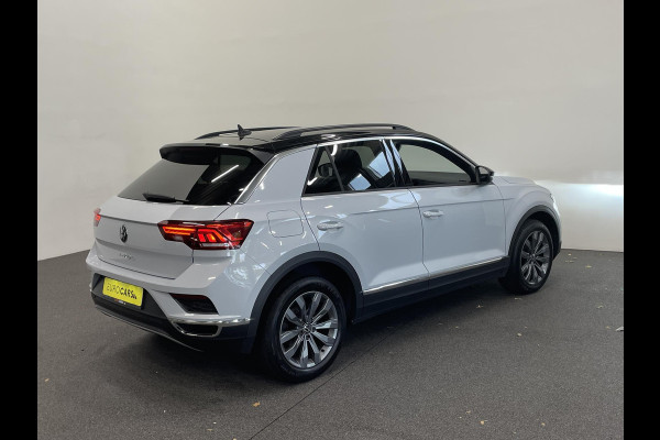 Volkswagen T-Roc 1.5 TSI Sport AUT Aut Winterpack Camera achter Adaptieve Led Auto Cruise Control PDC V+A Elektrische Kofferklep Navi Carplay