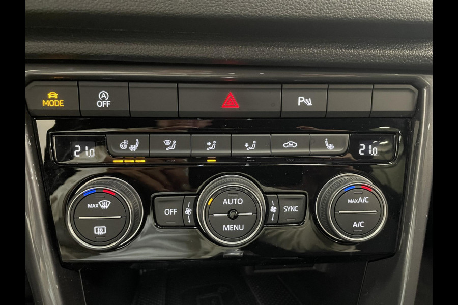 Volkswagen T-Roc 1.5 TSI Sport AUT Aut Winterpack Camera achter Adaptieve Led Auto Cruise Control PDC V+A Elektrische Kofferklep Navi Carplay