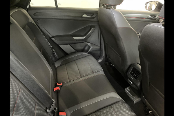 Volkswagen T-Roc 1.5 TSI Sport AUT Aut Winterpack Camera achter Adaptieve Led Auto Cruise Control PDC V+A Elektrische Kofferklep Navi Carplay