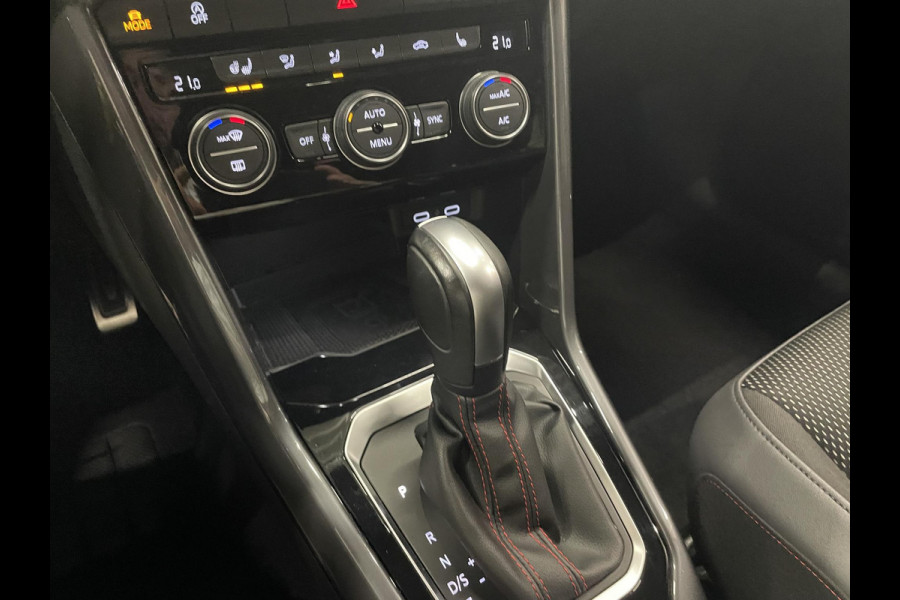 Volkswagen T-Roc 1.5 TSI Sport AUT Aut Winterpack Camera achter Adaptieve Led Auto Cruise Control PDC V+A Elektrische Kofferklep Navi Carplay