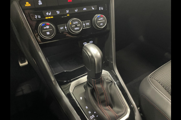 Volkswagen T-Roc 1.5 TSI Sport AUT Aut Winterpack Camera achter Adaptieve Led Auto Cruise Control PDC V+A Elektrische Kofferklep Navi Carplay