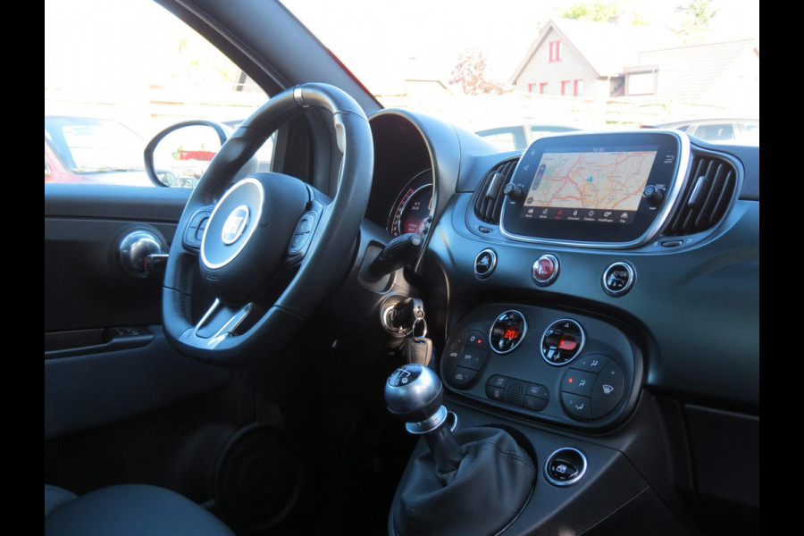 Fiat 500 1.0 Hybrid Rockstar 1e EIGENAAR | PANORAMADAK/SCHUIFDAK | HALF LEDER | GROOT SCHERM NAVI | CLIMA | CRUISE CONTROL | DAB |