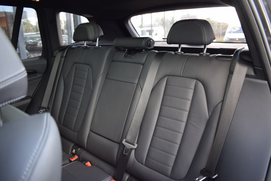 BMW iX3 High Executive 80 kWh | Trekhaak | Pano | H/K | Leer | HUD | Stoelverw.