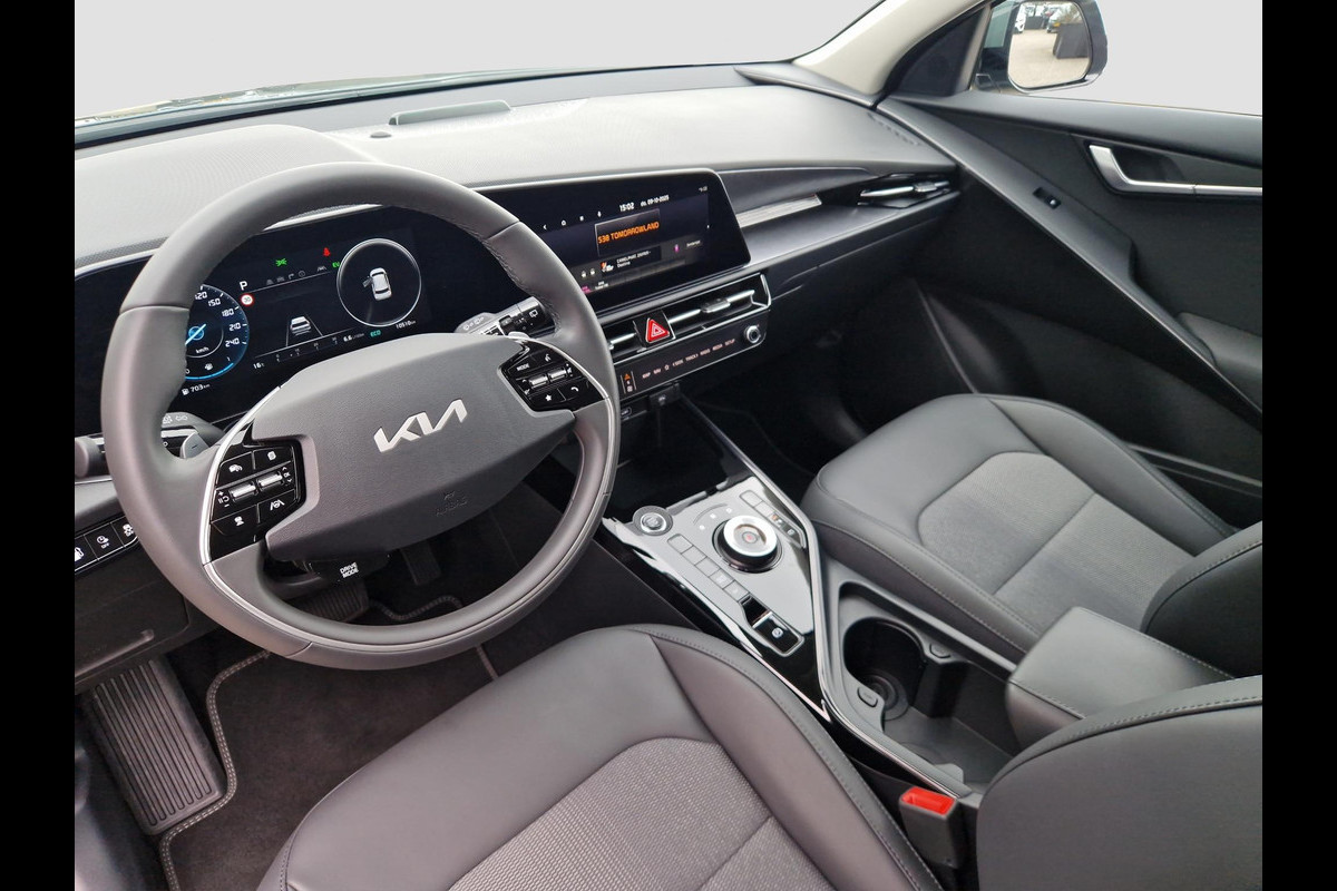 Kia Niro 1.6 GDi PHEV DynamicLine | Key-Less | Climate | Camera | Navi | Cruise | Apple Carplay / Android Auto | Kia Niro 1.6 GDi PHEV DynamicLine | Key-Less | Climate | Camera | Navi | Cruise | Apple Carplay / Android Auto |
