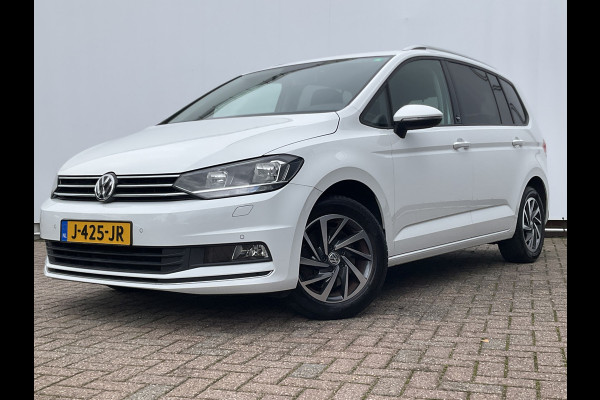 Volkswagen Touran 1.4 TSI 150pk Comfortline Stoel/Stuurverw. Carplay Adap.Cruise Nav/Cam Onderhouden!