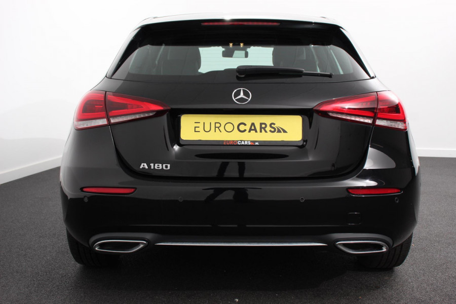 Mercedes-Benz A-Klasse 180 136pk DCT Progressive Navigatie Parkeersensoren Camera Cruise Control Virtual Cockpit Stoelverwarming Ledverlichting