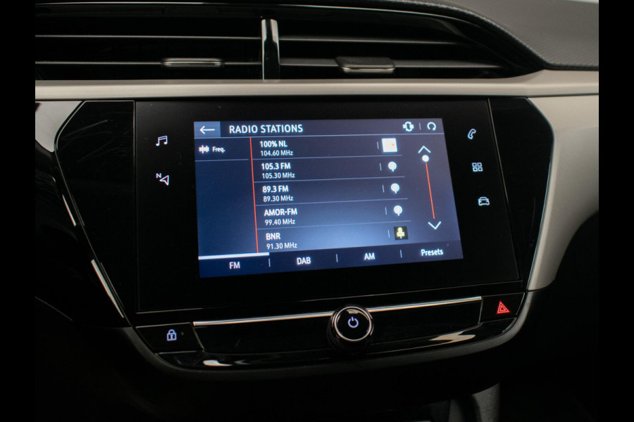 Opel Corsa 1.2 Edition Sport (APPLE CARPLAY,NAVI,LANE ASSIST,PDC,LED,CRUISE,ELEKTRISCH PAKKET,SPORTSTOELEN,NETTE STAAT)