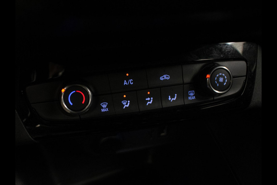 Opel Corsa 1.2 Edition Sport (APPLE CARPLAY,NAVI,LANE ASSIST,PDC,LED,CRUISE,ELEKTRISCH PAKKET,SPORTSTOELEN,NETTE STAAT)