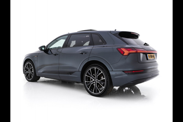 Audi e-tron 55 quattro advanced 95 kWh [3-Fase] {SOH-92%} *PANO | LUXURY-LEATHER | FULL-LED | BANG&OLUFSEN | ADAPTIVE-CRUISE | MEMORY-PACK | BLIND-SPOT | TOP-VIEW | SPORT/HEATED-SEATS | KEYLESS | DAB+ | ECC | PDC | 22''ALU*