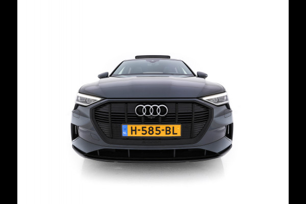 Audi e-tron 55 quattro advanced 95 kWh [3-Fase] {SOH-92%} *PANO | LUXURY-LEATHER | FULL-LED | BANG&OLUFSEN | ADAPTIVE-CRUISE | MEMORY-PACK | BLIND-SPOT | TOP-VIEW | SPORT/HEATED-SEATS | KEYLESS | DAB+ | ECC | PDC | 22''ALU*