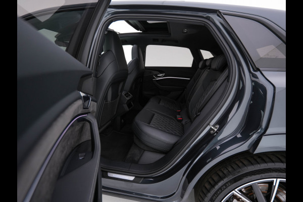 Audi e-tron 55 quattro advanced 95 kWh [3-Fase] {SOH-92%} *PANO | LUXURY-LEATHER | FULL-LED | BANG&OLUFSEN | ADAPTIVE-CRUISE | MEMORY-PACK | BLIND-SPOT | TOP-VIEW | SPORT/HEATED-SEATS | KEYLESS | DAB+ | ECC | PDC | 22''ALU*
