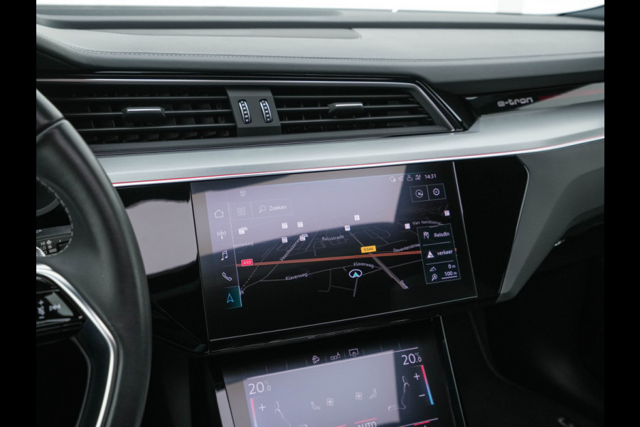 Audi e-tron 55 quattro advanced 95 kWh [3-Fase] {SOH-92%} *PANO | LUXURY-LEATHER | FULL-LED | BANG&OLUFSEN | ADAPTIVE-CRUISE | MEMORY-PACK | BLIND-SPOT | TOP-VIEW | SPORT/HEATED-SEATS | KEYLESS | DAB+ | ECC | PDC | 22''ALU*