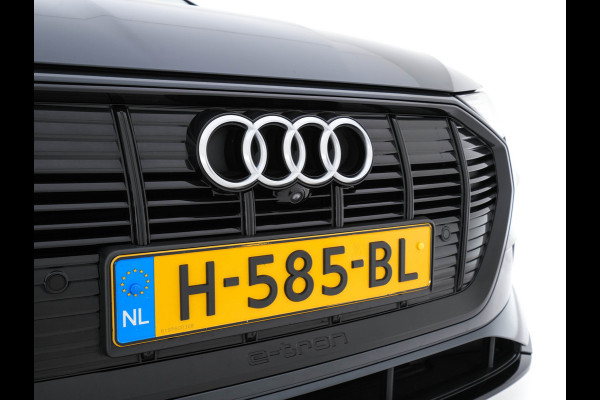 Audi e-tron 55 quattro advanced 95 kWh [3-Fase] {SOH-92%} *PANO | LUXURY-LEATHER | FULL-LED | BANG&OLUFSEN | ADAPTIVE-CRUISE | MEMORY-PACK | BLIND-SPOT | TOP-VIEW | SPORT/HEATED-SEATS | KEYLESS | DAB+ | ECC | PDC | 22''ALU*