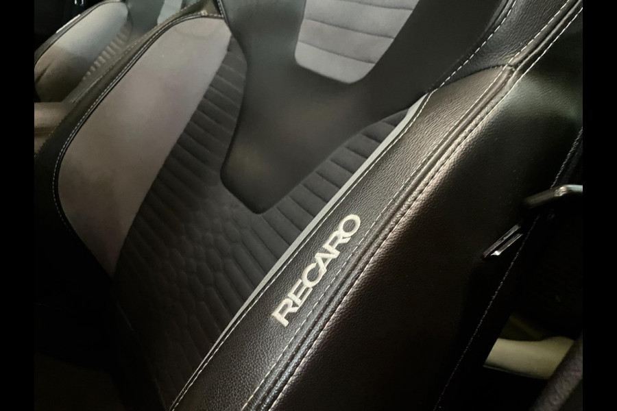 Ford FOCUS Wagon 2.0 ST-2 250 PK NAVI CLIMA RECARO CARPLAY