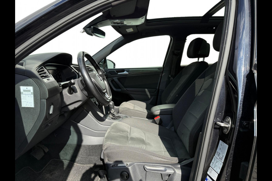 Volkswagen Tiguan Allspace 1.4 TSI | 7p. | R-Line | Pano | NL Volkswagen Tiguan Allspace 1.4 TSI | 7p. | R-Line | Pano | NL