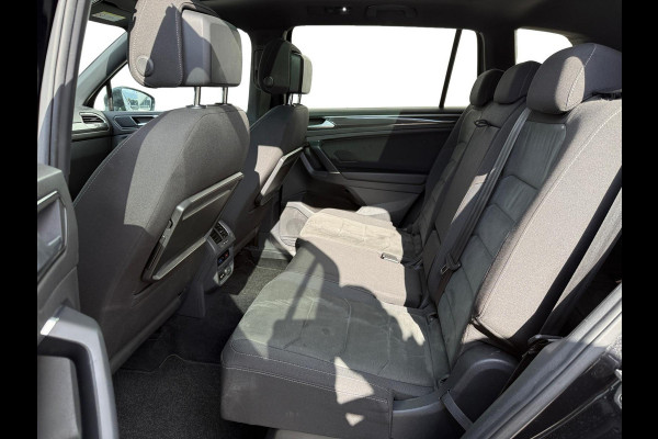 Volkswagen Tiguan Allspace 1.4 TSI | 7p. | R-Line | Pano | NL Volkswagen Tiguan Allspace 1.4 TSI | 7p. | R-Line | Pano | NL