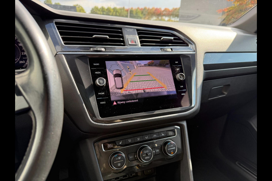 Volkswagen Tiguan Allspace 1.4 TSI | 7p. | R-Line | Pano | NL Volkswagen Tiguan Allspace 1.4 TSI | 7p. | R-Line | Pano | NL