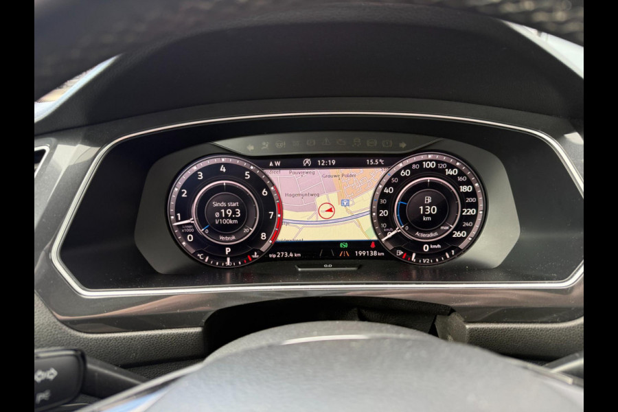 Volkswagen Tiguan Allspace 1.4 TSI | 7p. | R-Line | Pano | NL Volkswagen Tiguan Allspace 1.4 TSI | 7p. | R-Line | Pano | NL