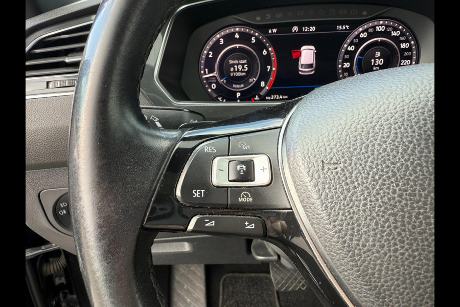 Volkswagen Tiguan Allspace 1.4 TSI | 7p. | R-Line | Pano | NL Volkswagen Tiguan Allspace 1.4 TSI | 7p. | R-Line | Pano | NL