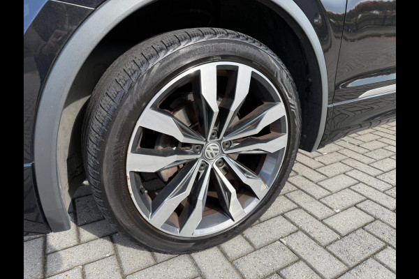 Volkswagen Tiguan Allspace 1.4 TSI | 7p. | R-Line | Pano | NL Volkswagen Tiguan Allspace 1.4 TSI | 7p. | R-Line | Pano | NL