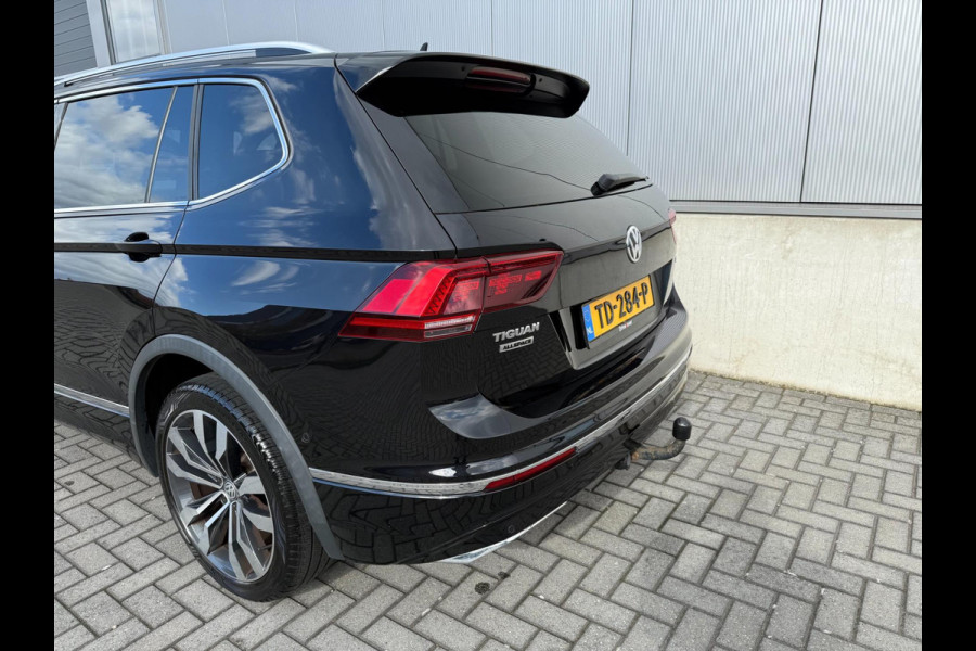 Volkswagen Tiguan Allspace 1.4 TSI | 7p. | R-Line | Pano | NL Volkswagen Tiguan Allspace 1.4 TSI | 7p. | R-Line | Pano | NL